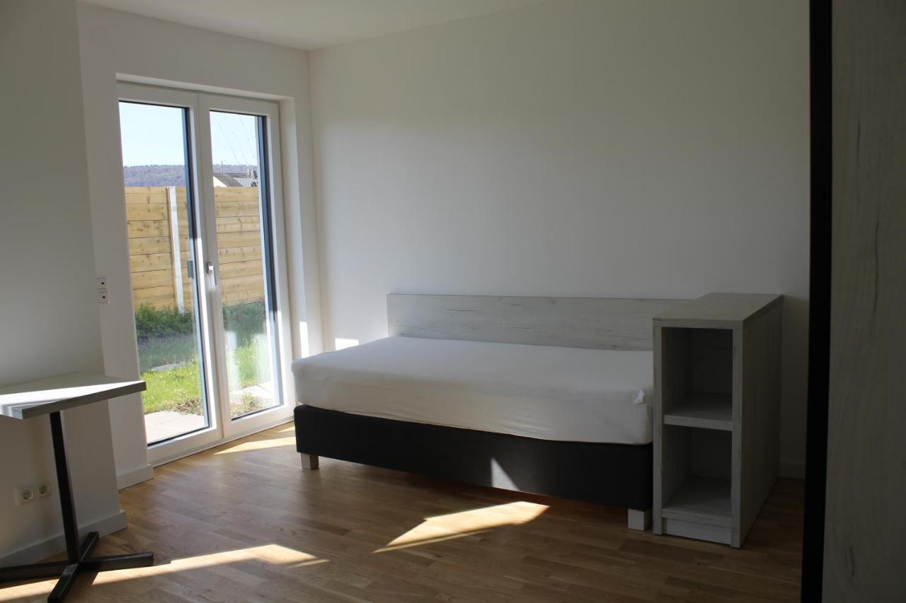 2 Zimmer Apartment Mit Bis Zu 4 Einzelbetten In Der Land Of Living Kelheim Bagian luar foto